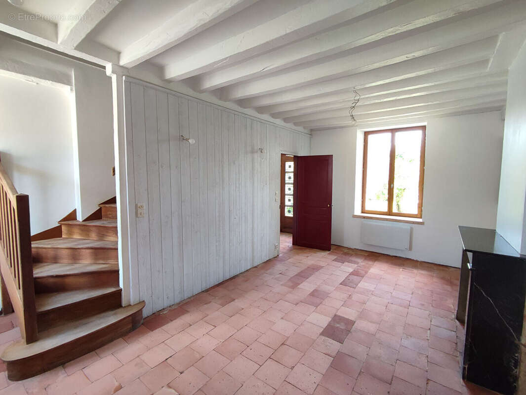 Maison à SAINT-ULPHACE