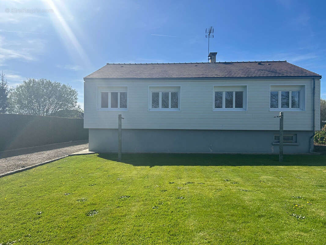 Maison à BOURG-ACHARD