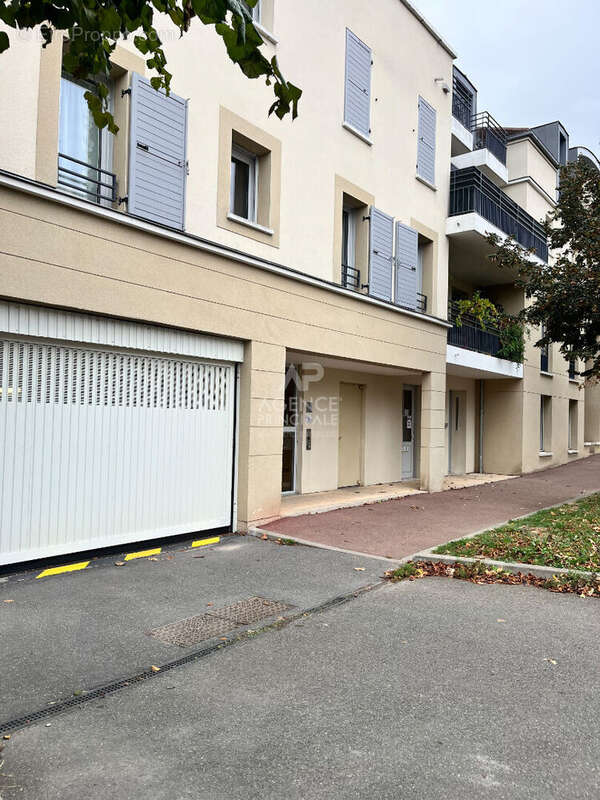 Appartement à MAISONS-LAFFITTE