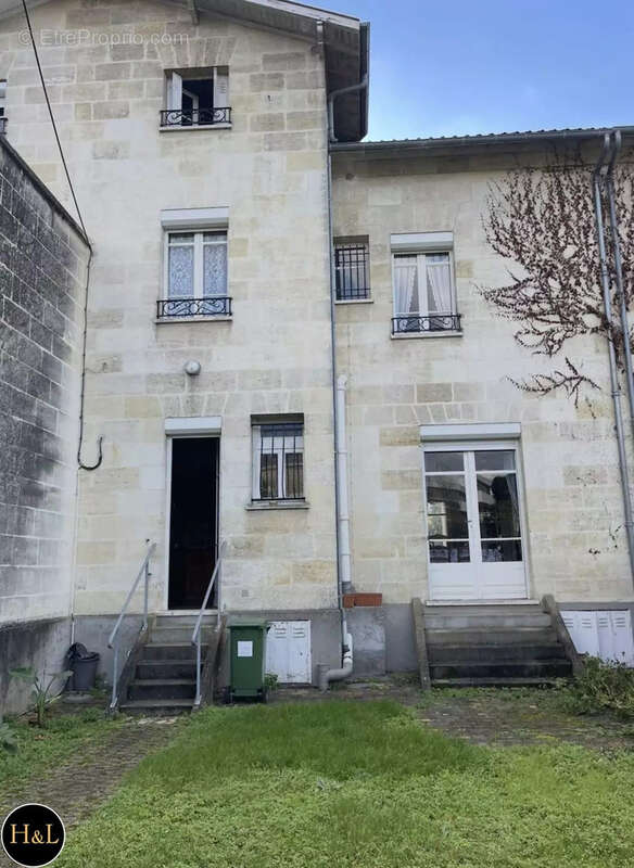 BORDEAUX CAUDÉRAN  Maison en pierre aux Volumes Généreux - photo 10
