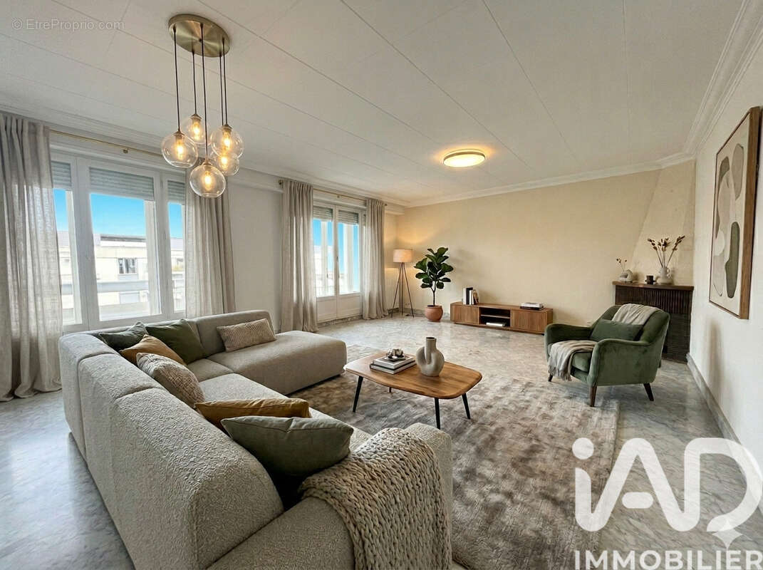 Photo 2 - Appartement à LYON-6E