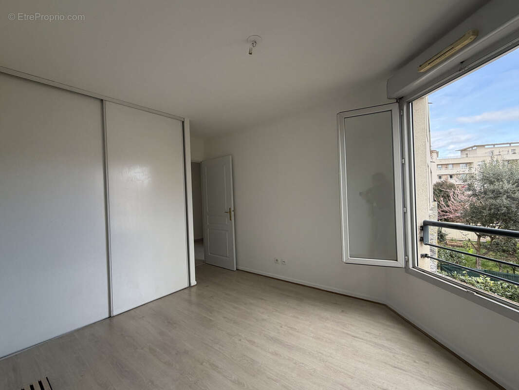 Appartement à LYON-8E