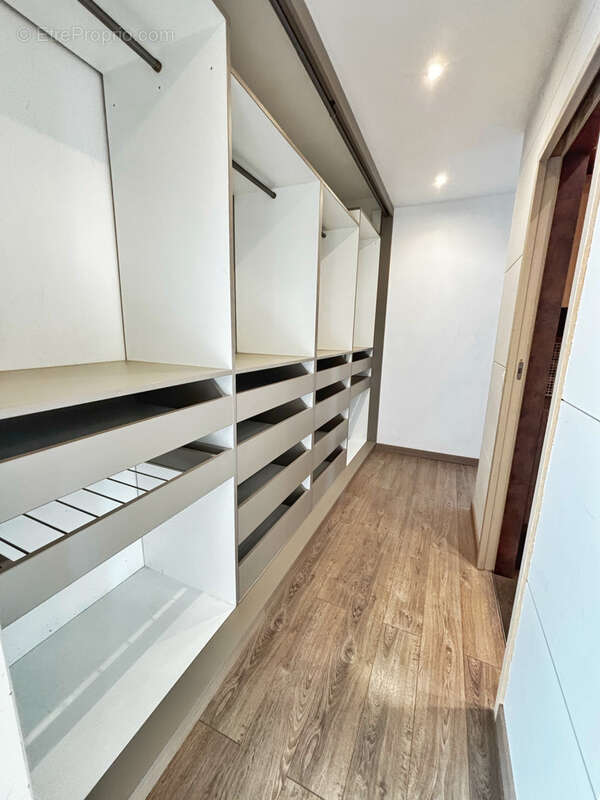 Appartement à LYON-8E
