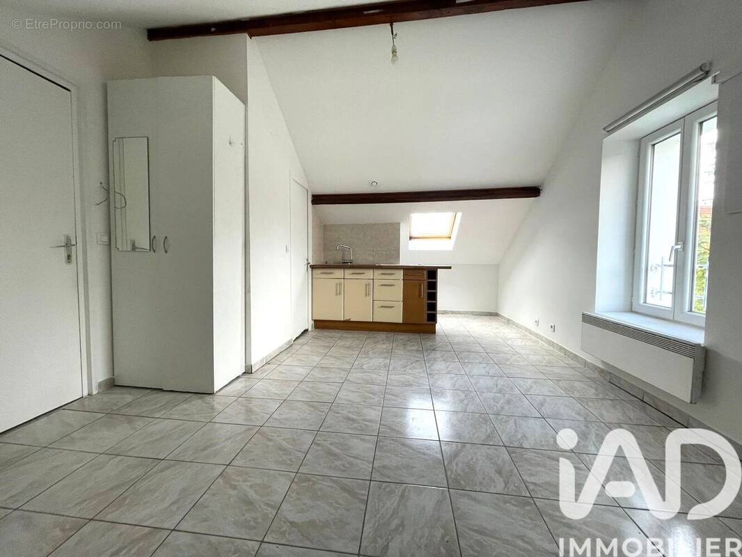 Photo 1 - Appartement à CROSNE