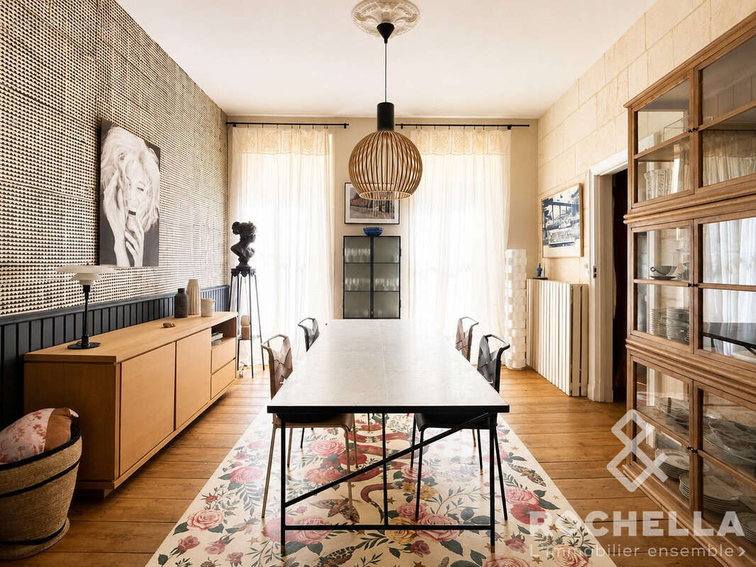 Maison 215 m² à Saint-Jean-D'angely  - photo 4