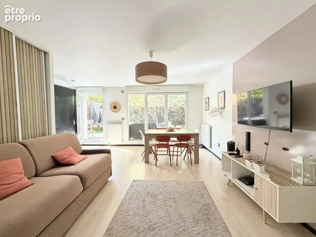 3 pièces en rez-de-jardin avec terrasse et jardin de 46m² - photo 2