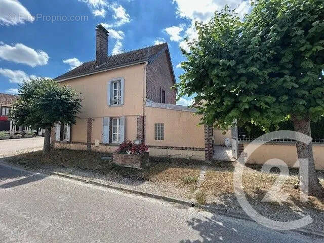 Maison 114 m² à Vaudes  - photo 2
