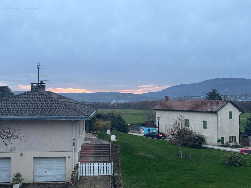 Maison à CRANVES-SALES