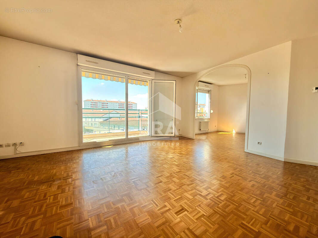 Appartement à VILLEURBANNE