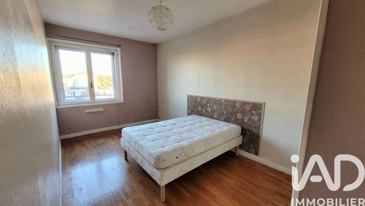 Photo 4 - Appartement à LYON-8E