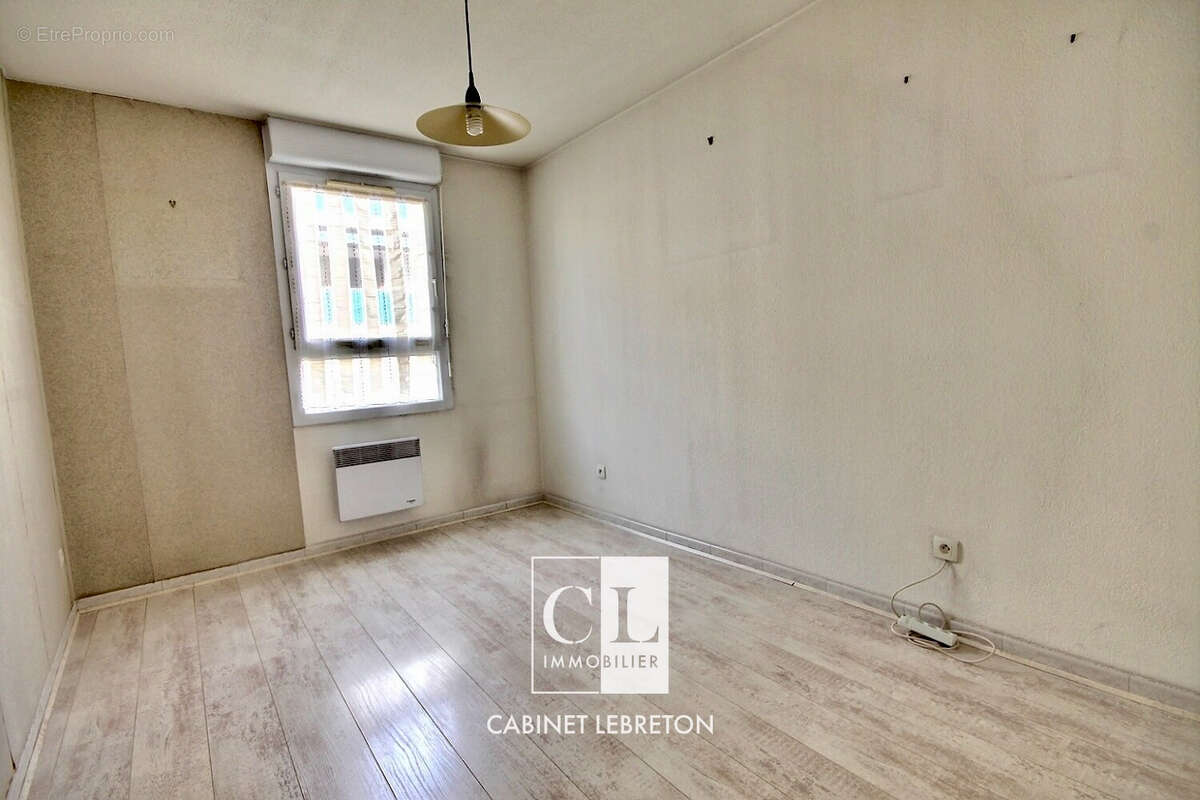 Appartement à MARSEILLE-6E