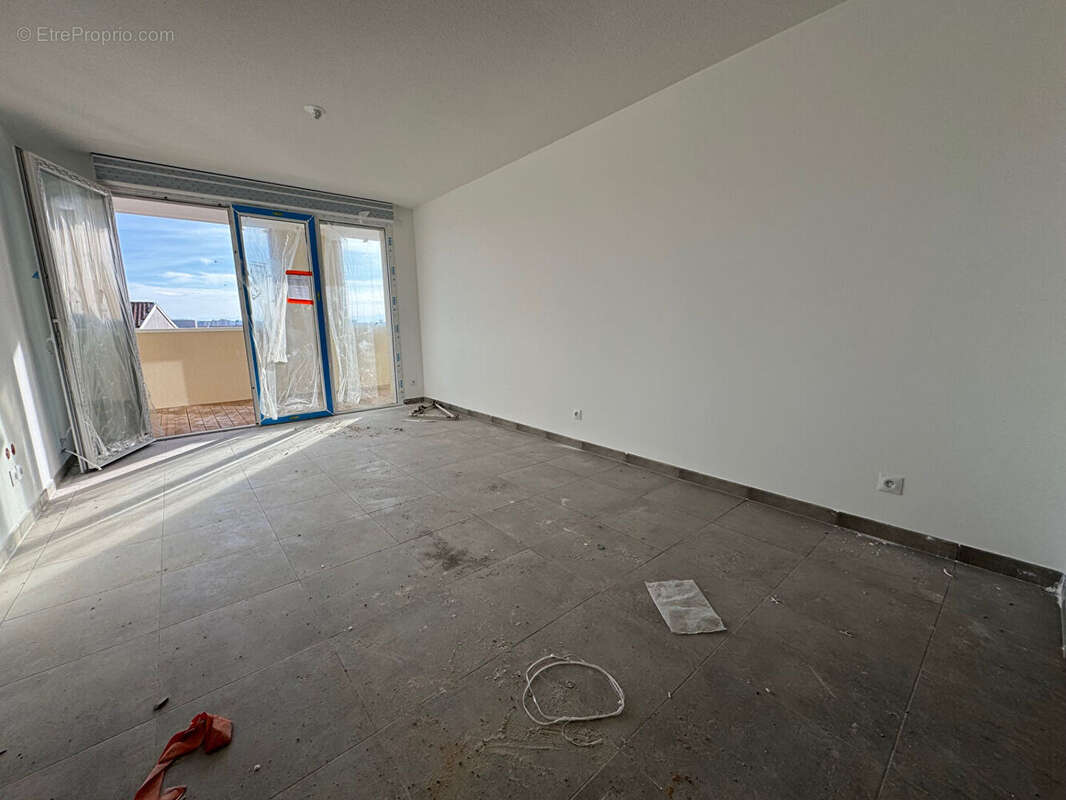 Appartement Toulouse 3 pièces 60 m² + 14m² de Terrasse + Parking sous-sol ! PATTE D'OIE - photo 2