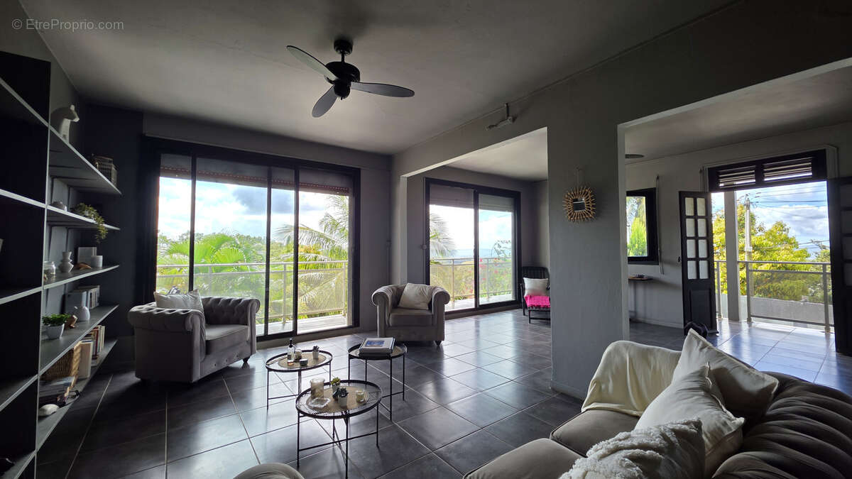 Maison à FORT-DE-FRANCE