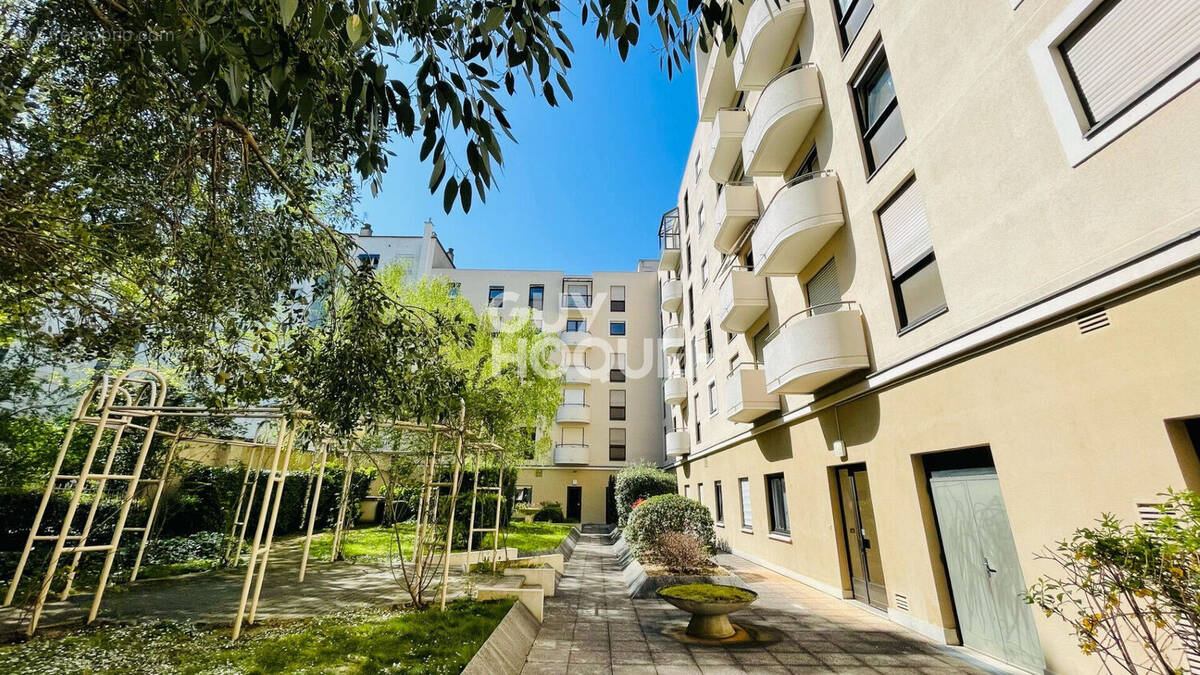 Appartement à LYON-6E