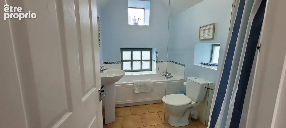 Charmant corps de ferme rénové avec gîtes, piscine et dépend - photo 28