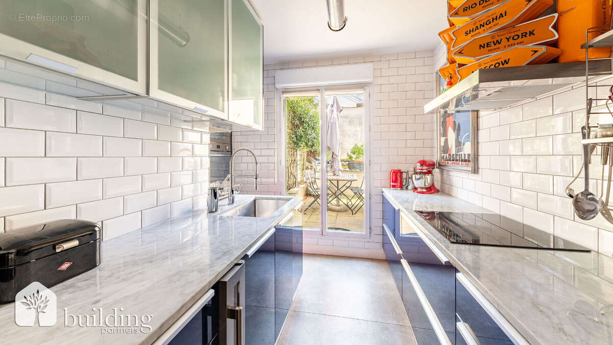 Appartement à LEVALLOIS-PERRET