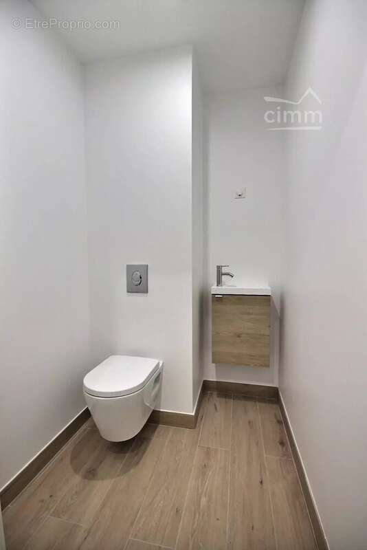 Appartement à LIVRON-SUR-DROME