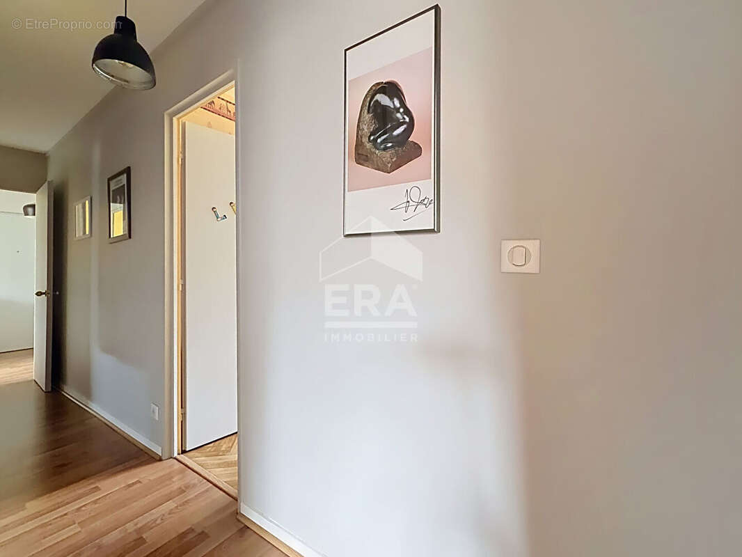 Appartement à PARIS-12E