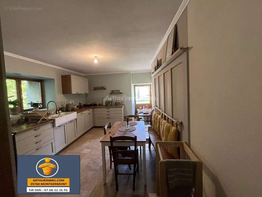 Maison à MINIAC-SOUS-BECHEREL