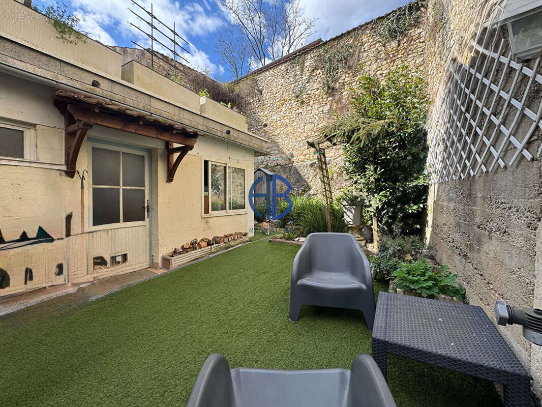 Maison à PONT-D'AIN