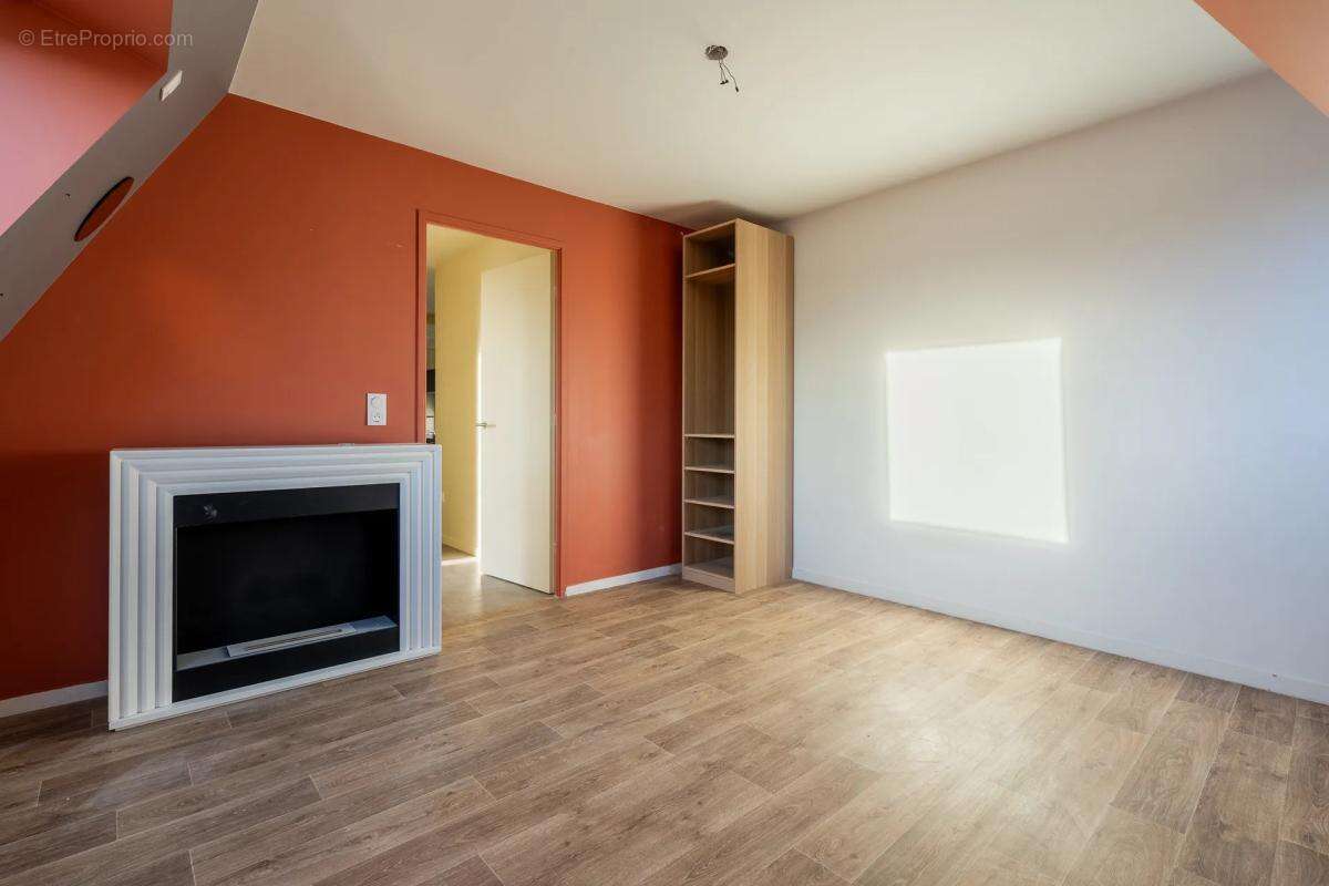 Appartement à LE BLANC-MESNIL