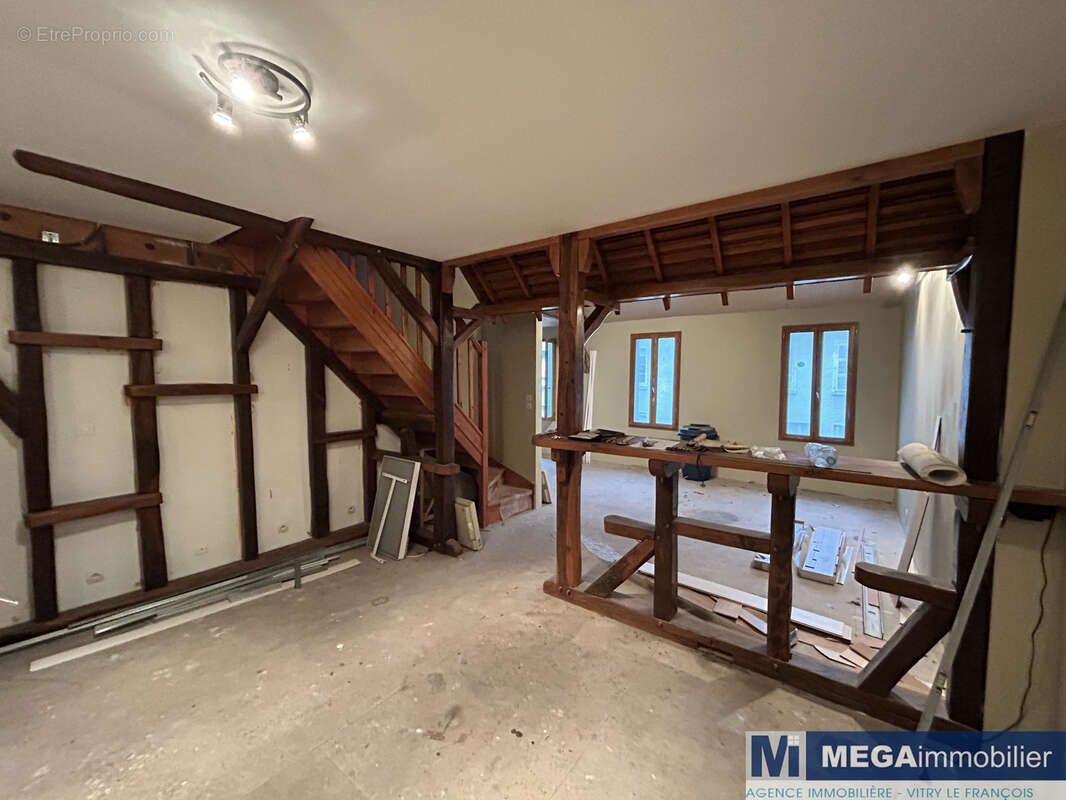 Autre à VITRY-LE-FRANCOIS