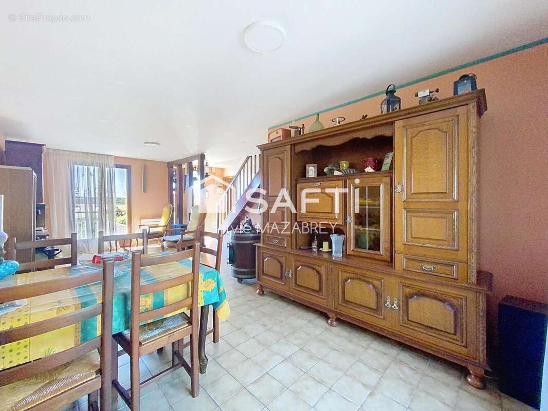 Maison 100 m² à Sergines  - photo 4