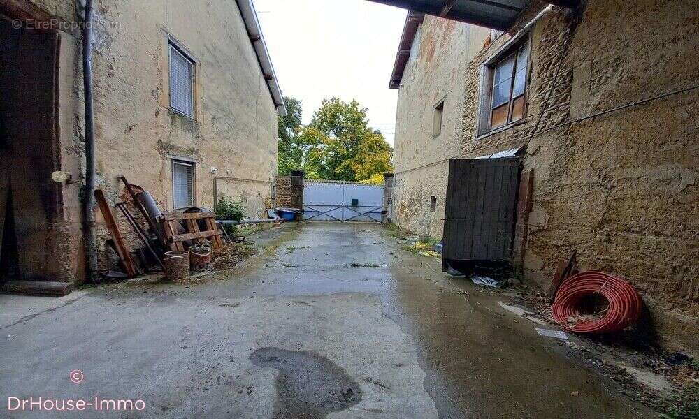 Maison à LA COTE-SAINT-ANDRE