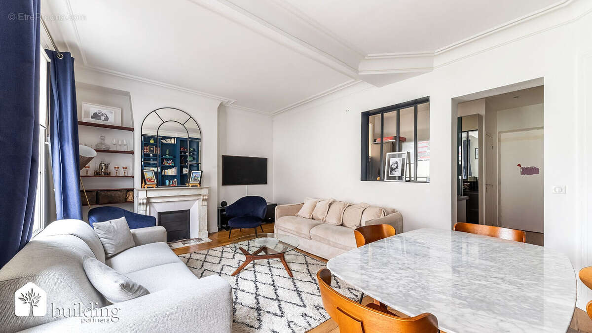 Appartement à NEUILLY-SUR-SEINE