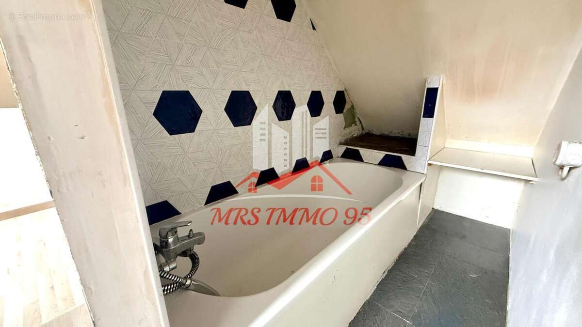 Appartement à VEMARS