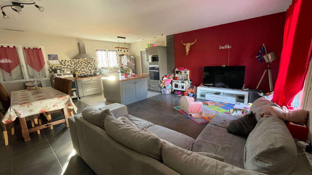 Maison à SAINT-BAUZILLE-DE-PUTOIS