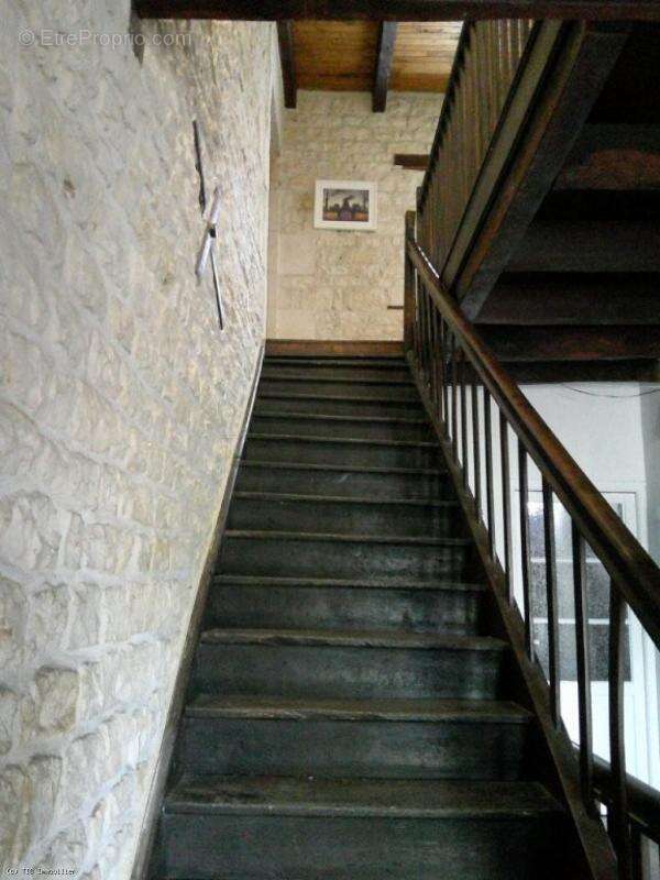 Maison à CHEF-BOUTONNE