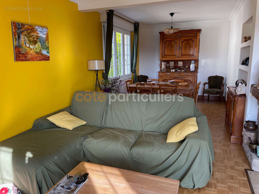 Maison néo-bretonne lumineuse avec 3 grandes chambres , très bon état. - photo 3