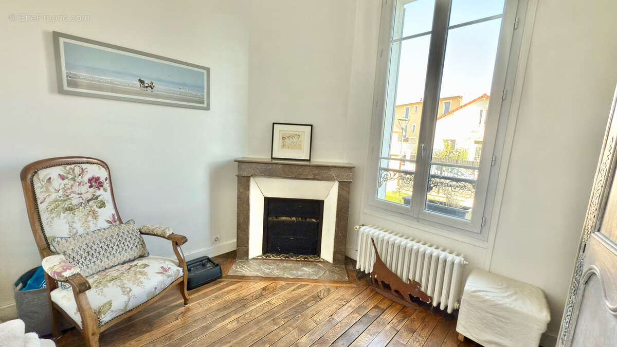 Maison à SAINT-GRATIEN