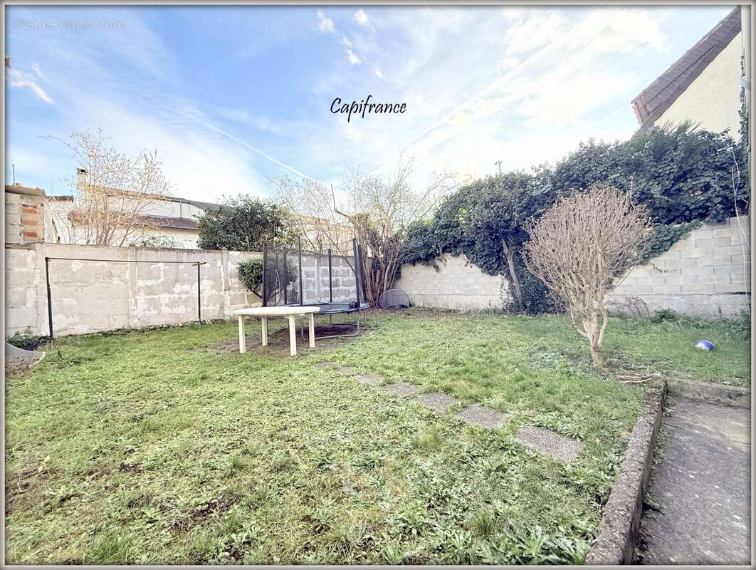 Drancy - immeuble 2 appartements f3 + garages + jardin - photo 11