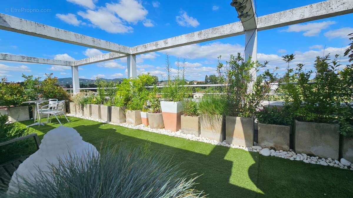 Appartement à CHAMPAGNE-AU-MONT-D&#039;OR