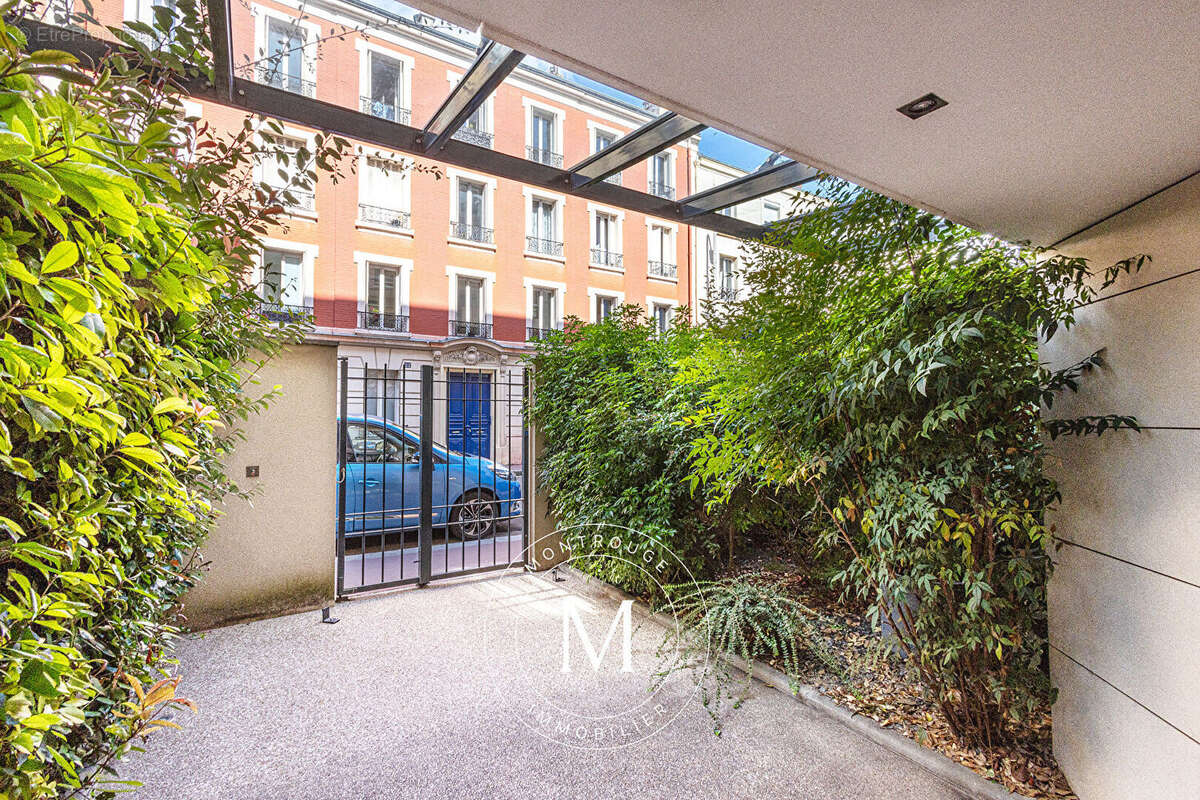 Appartement à MONTROUGE