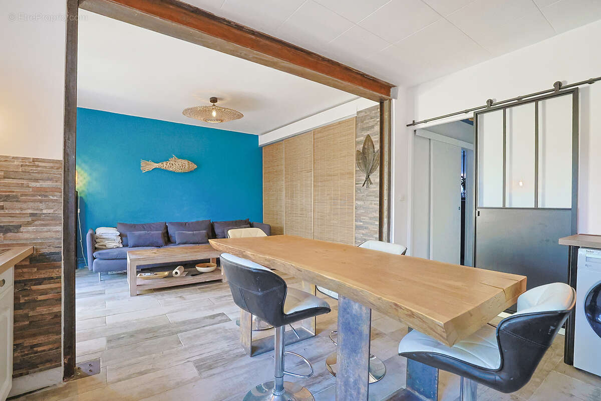 Appartement à HYERES