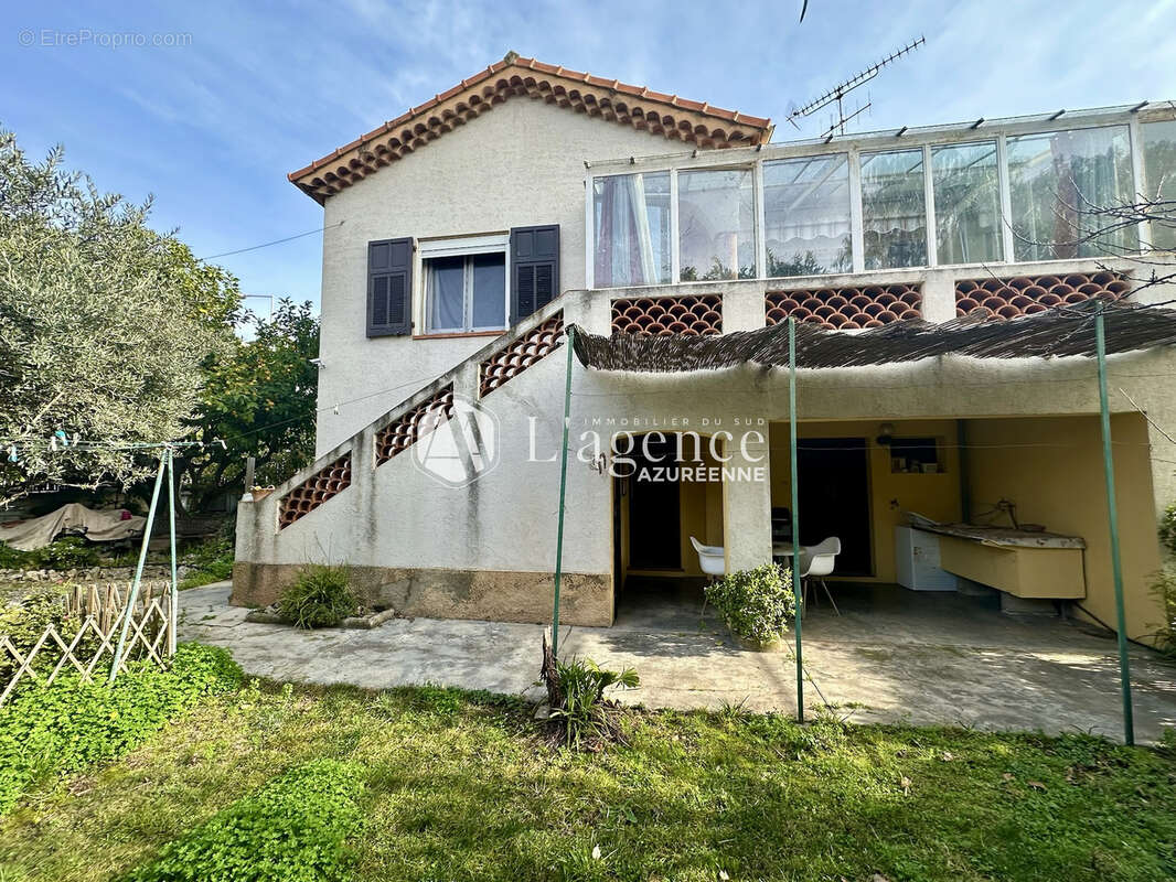 Maison à CAGNES-SUR-MER