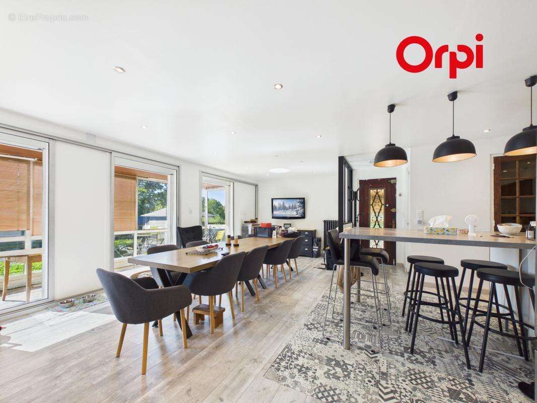 Maison 150 m², accès au centre-ville de Bernay à pied - photo 4