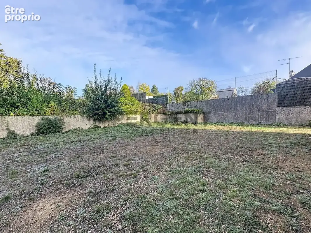 Terrain 985 m² à vendre à La Francheville (08000) - photo 1