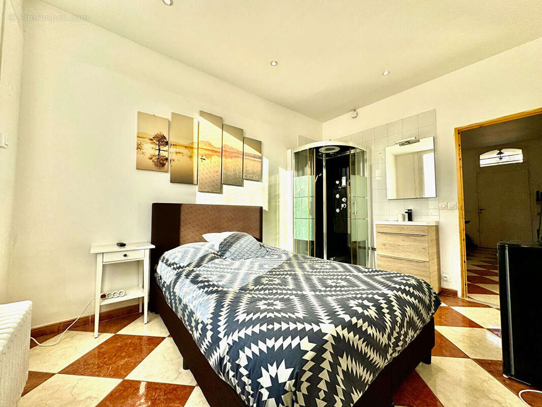 Appartement à MARSEILLE-11E