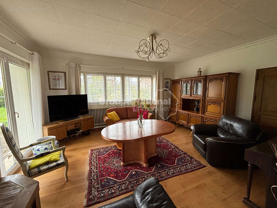 Maison à BERNEUIL-SUR-AISNE