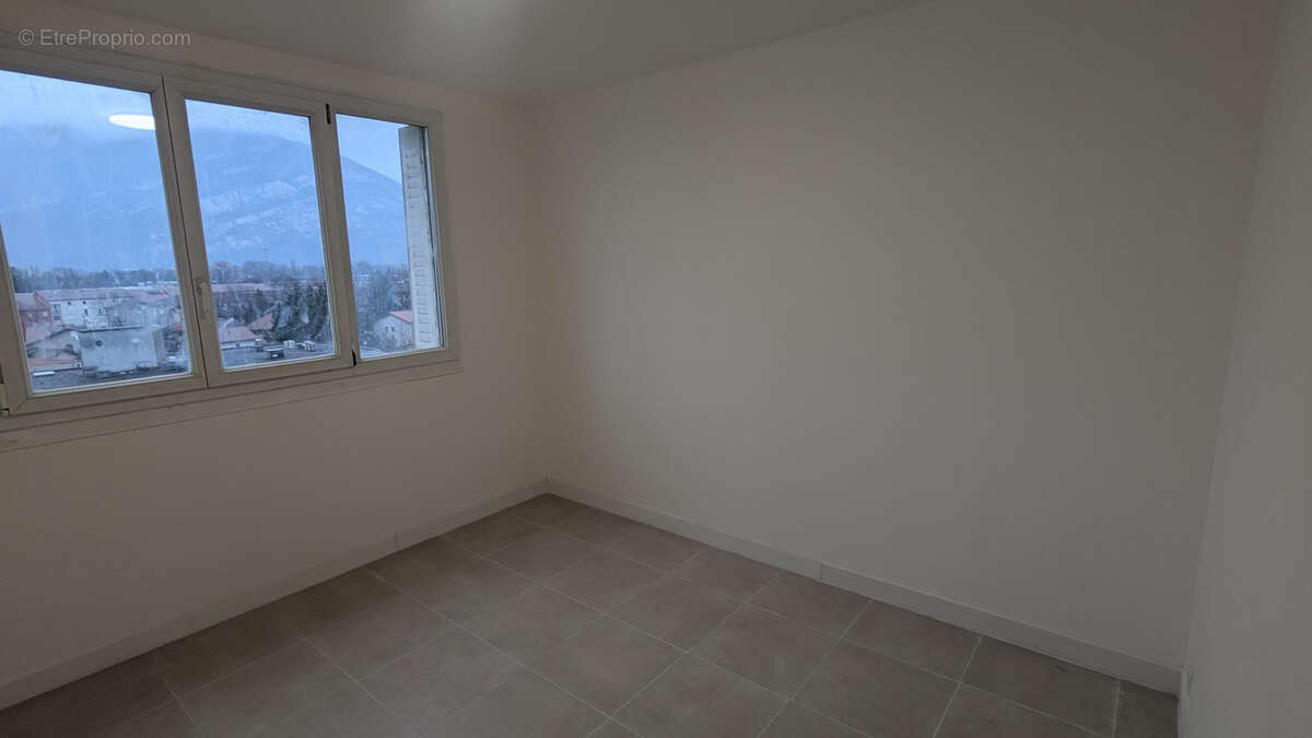 Appartement à SAINT-MARTIN-LE-VINOUX