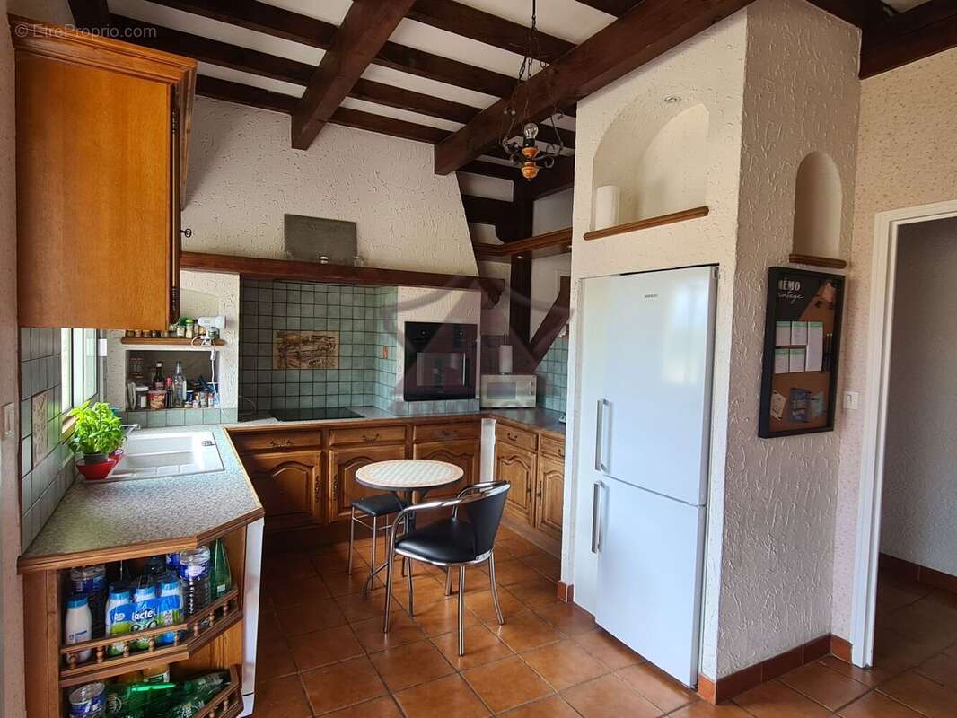 Maison à ALLEGRE-LES-FUMADES
