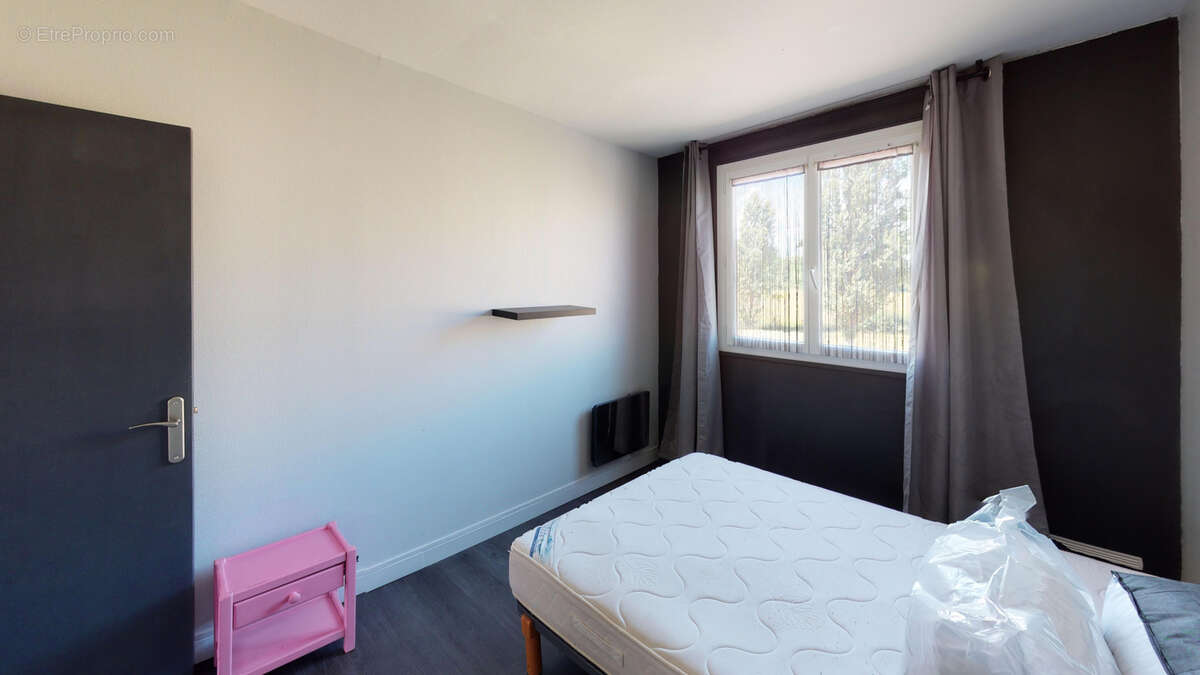 Appartement à VILLENAVE-D'ORNON