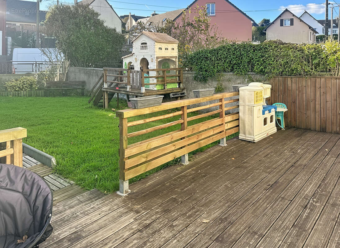 Maison à EQUEURDREVILLE-HAINNEVILLE