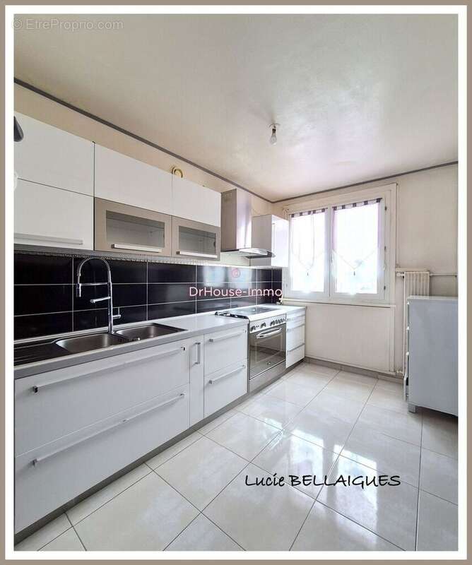 Appartement à LA CHAPELLE-SAINT-LUC