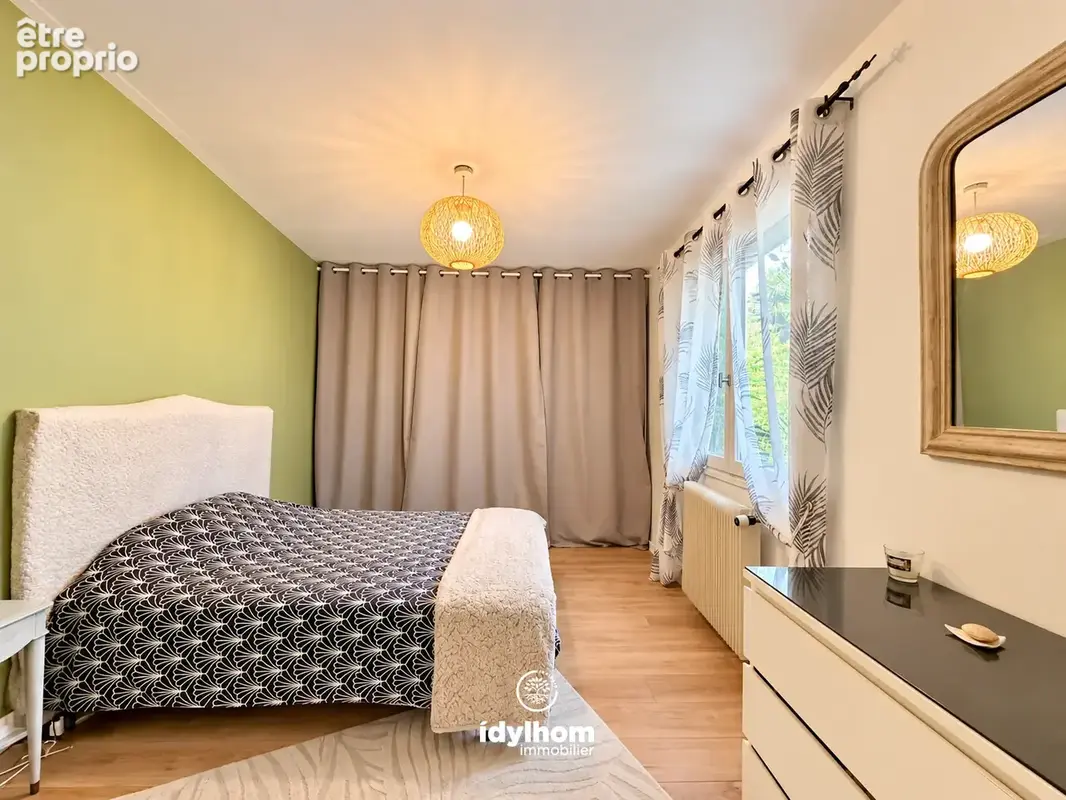 Maison T6 de 138 m2 avec jardin et double garage à Villeneuve-Tolosane - photo 9