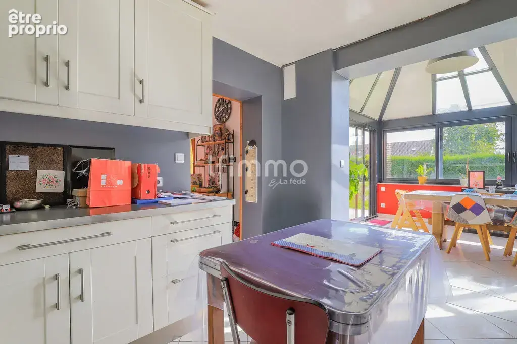 Maison avec jardin et garage – Une belle opportunité à saisir ! - photo 8